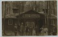 Vstupní brána lesního divadla na Pastýřské stěně (rok 1920)